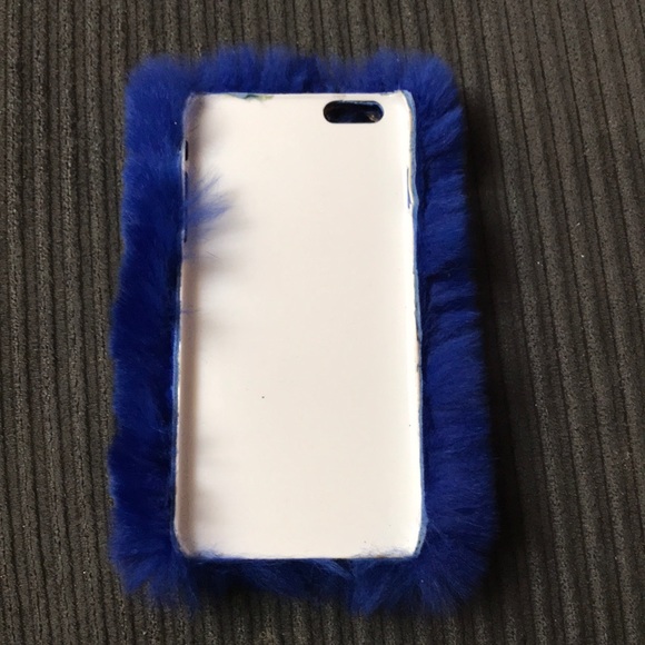 SOLD IPhone 6s Plus Fur case - Picture 4 of 6